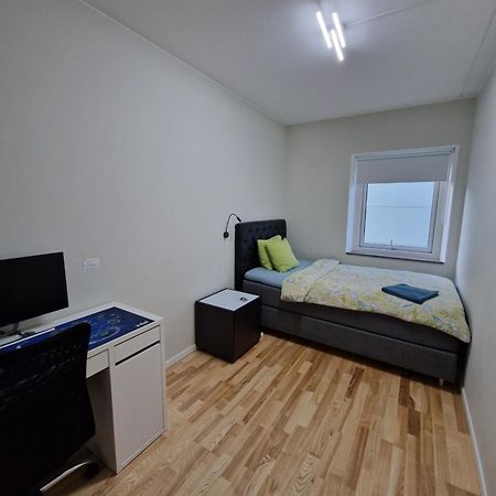 Homestay - Private Room In An Apartment Gothenburg Ngoại thất bức ảnh