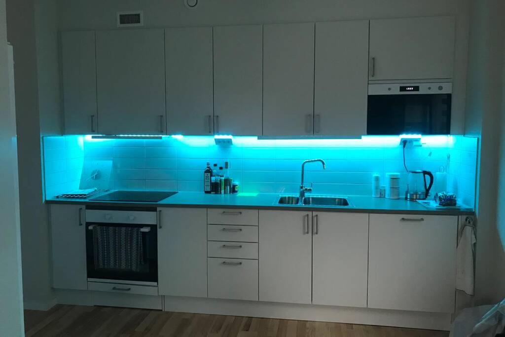 Homestay - Private Room In An Apartment Gothenburg Ngoại thất bức ảnh